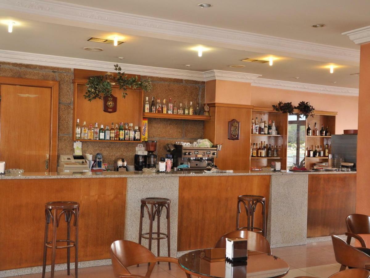 Hostal Mourelos 오그로브 외부 사진